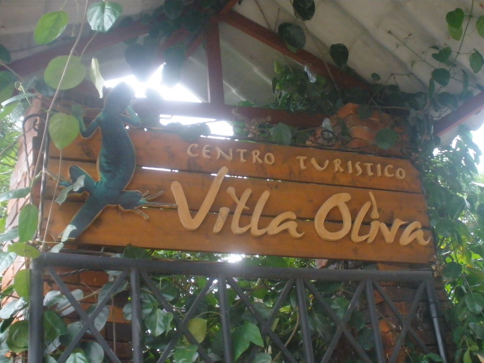 NOMBRE DEL LUGAR: Centro Turístico VILLA OLIVA